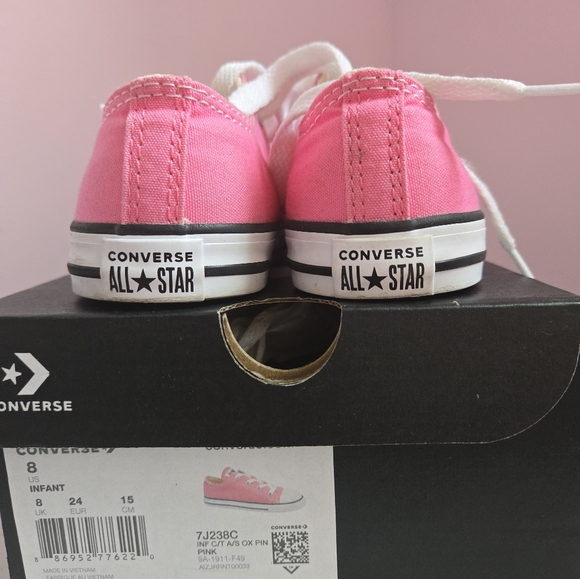 Infant Converse Shoes - Picture 4 of 4